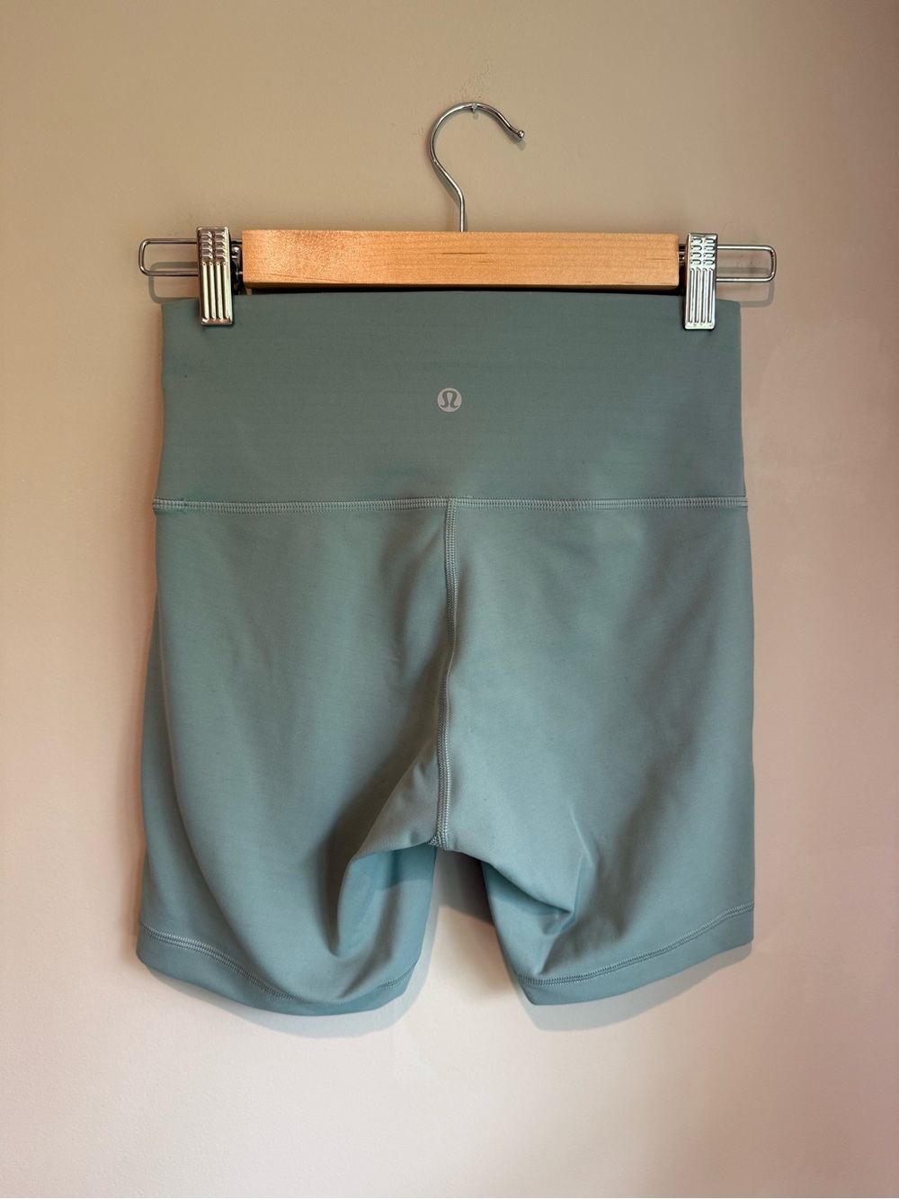 Lululemon Wunder Train Biker Shorts